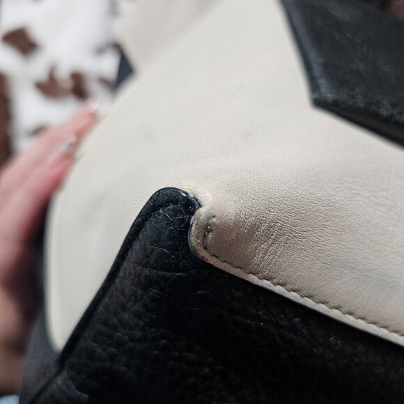 Coach Manhattan Backpack In Mixed Leathers - Picture 4 of 12